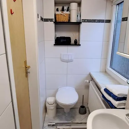 Appartamento Kinderfreundliche Ferienwohnung Im Luftkurort Waren *