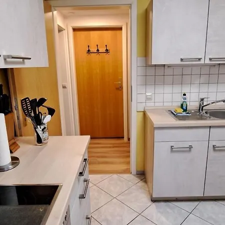 Kinderfreundliche Ferienwohnung Im Luftkurort Waren *