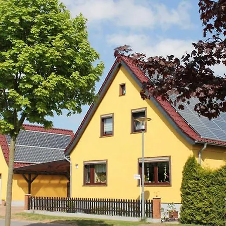 Kinderfreundliche Ferienwohnung Im Luftkurort Waren * Warenshof