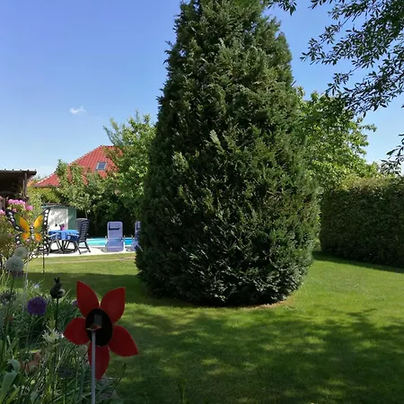 Kinderfreundliche Ferienwohnung Im Luftkurort Waren